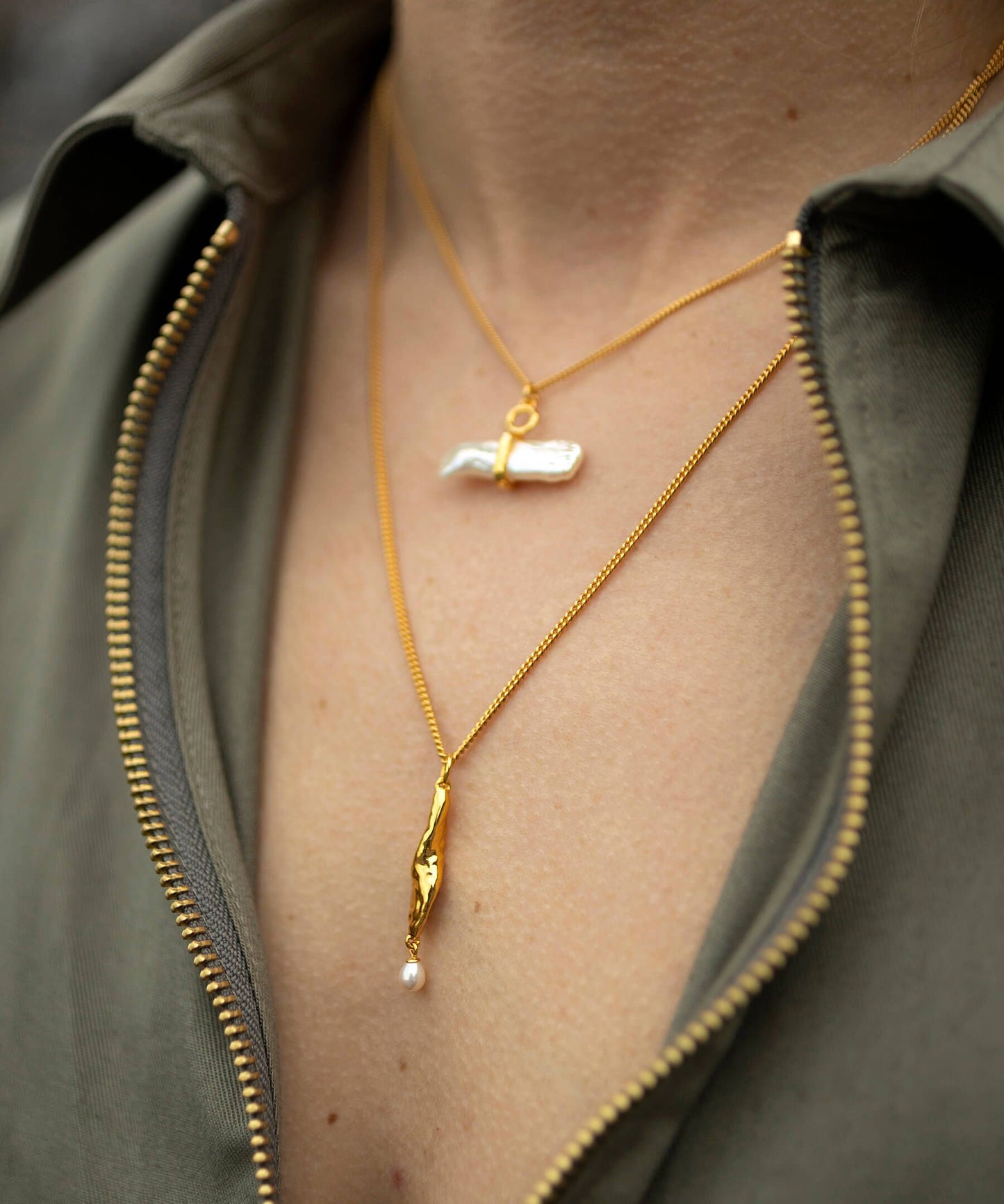 Siren mermaid and pearl drop gold pendant