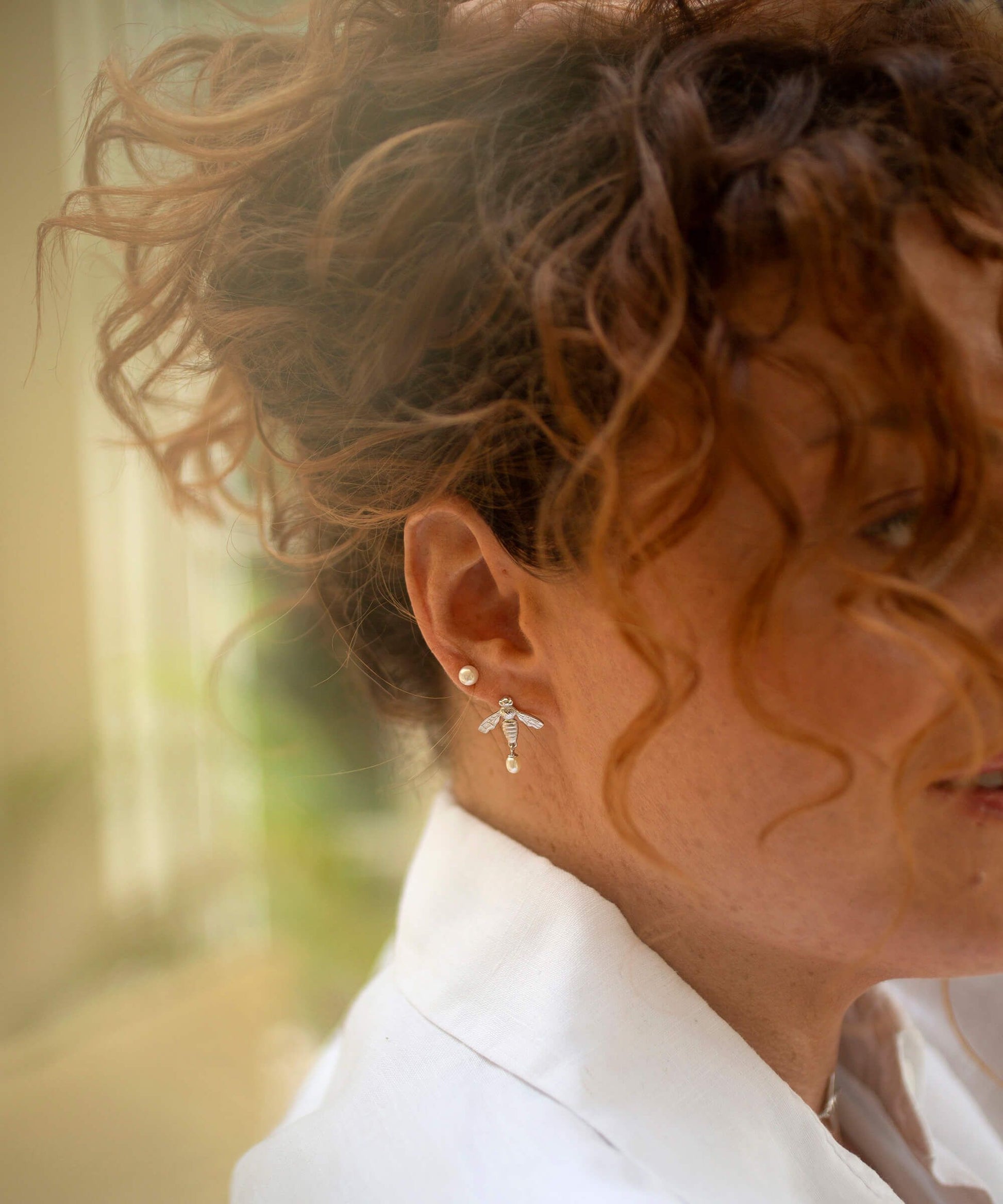 Flying bee silver stud earrings