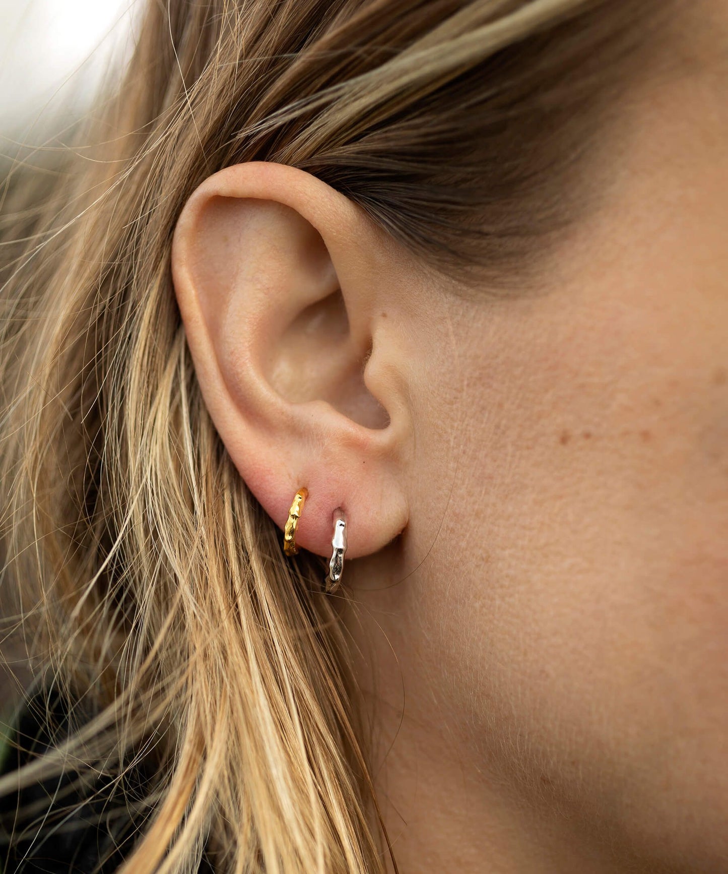 Volcano silver hoop with no pearl 14mm