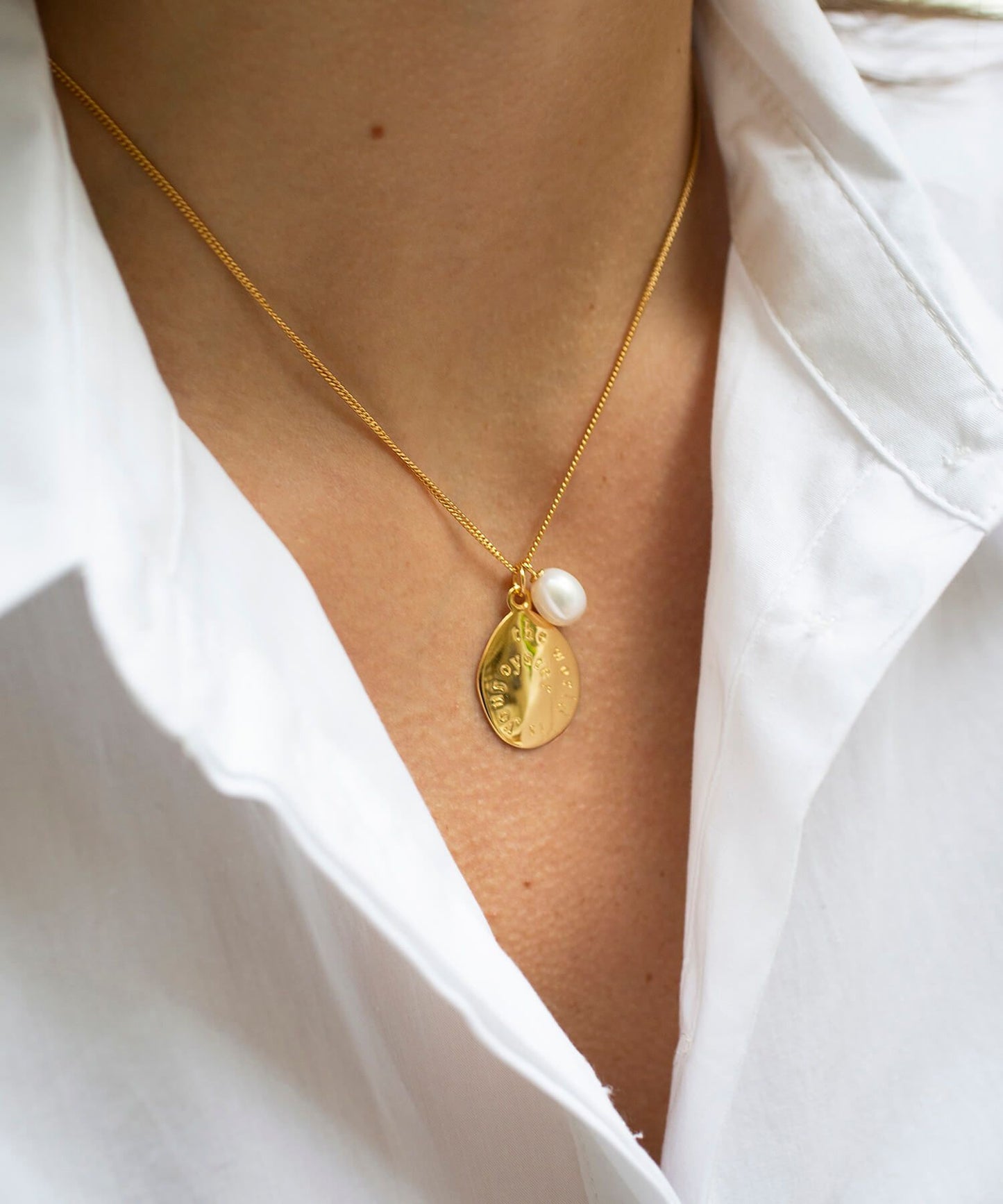 The World Is Your Oyster Necklace