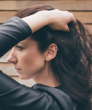 Manhattan pearl stud earrings