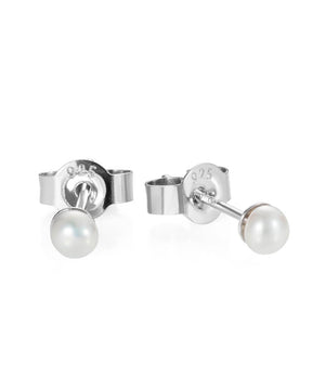 Micro pearl stud earrings