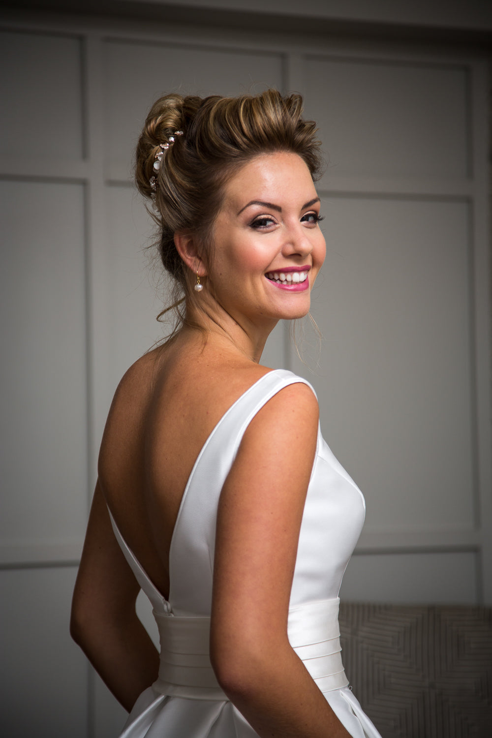 Essential Gold Pearl Drop Earrings