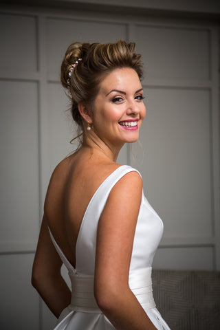 Essential Gold Pearl Drop Earrings