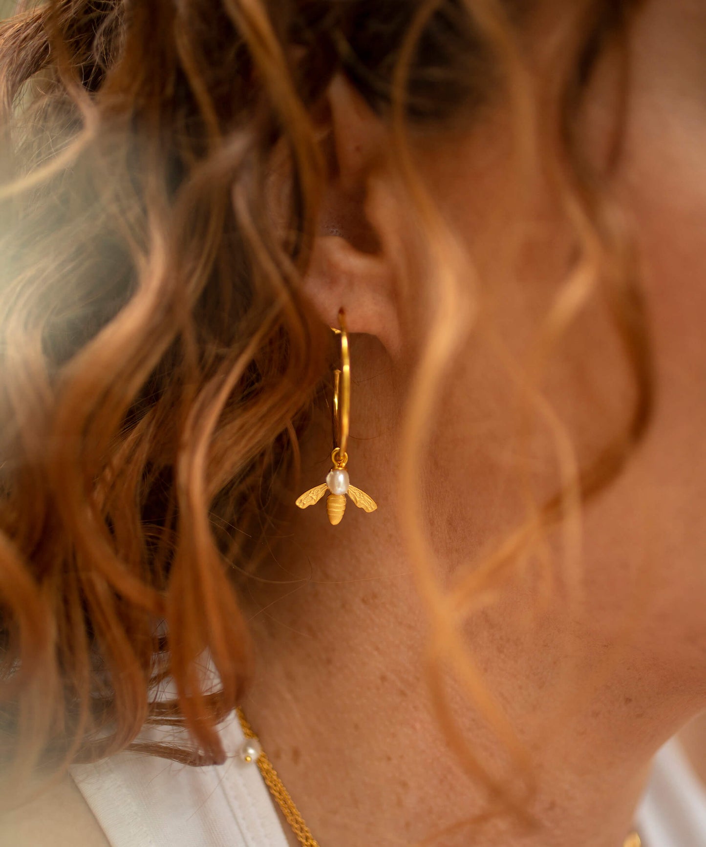 Flying bee hoop earrings, large, gold