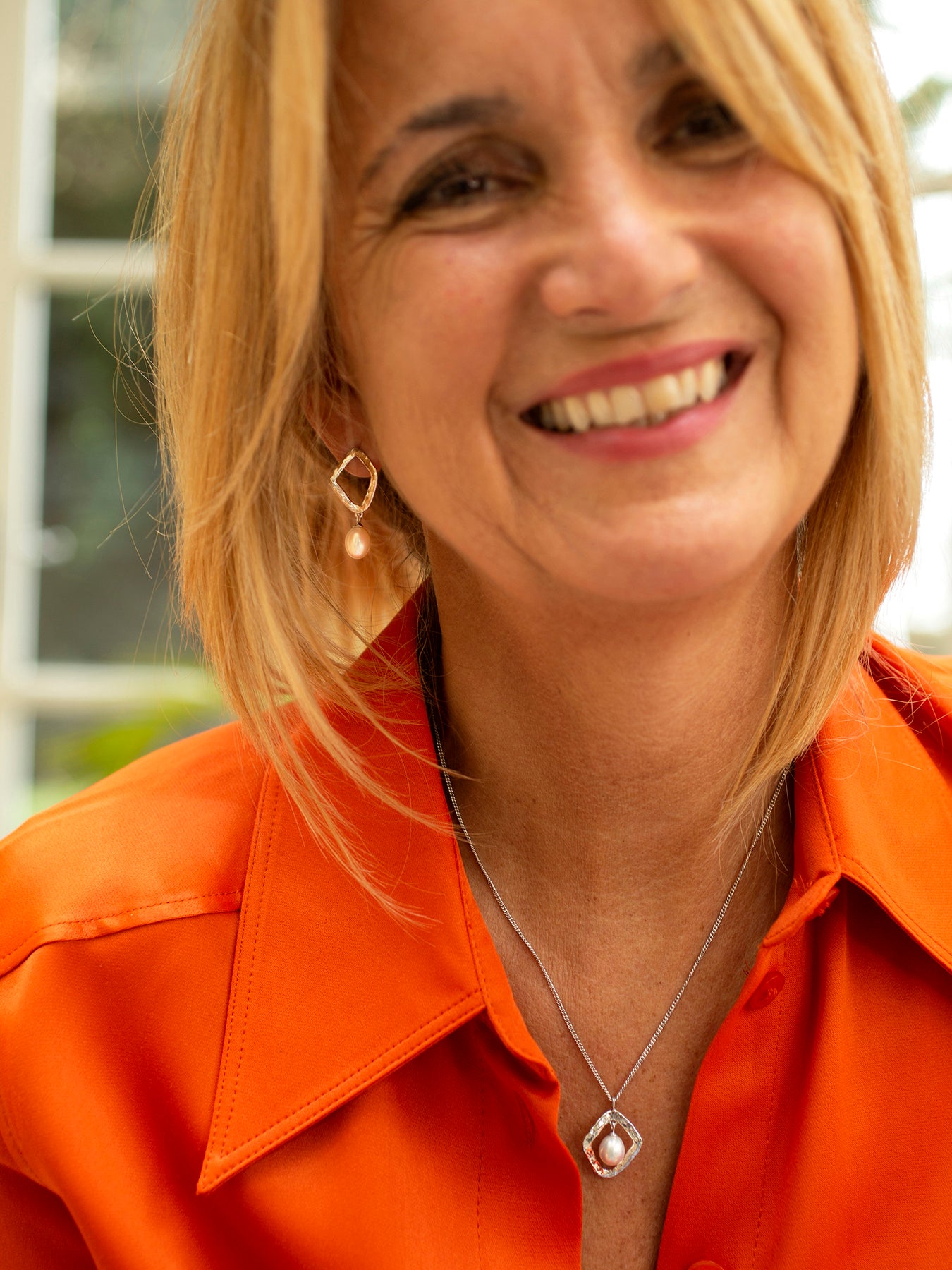 Thalassa Silver Ripple Studs with Pearl Drop