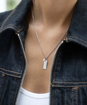 Single Pearl Silver Glimmers Pendant Necklace
