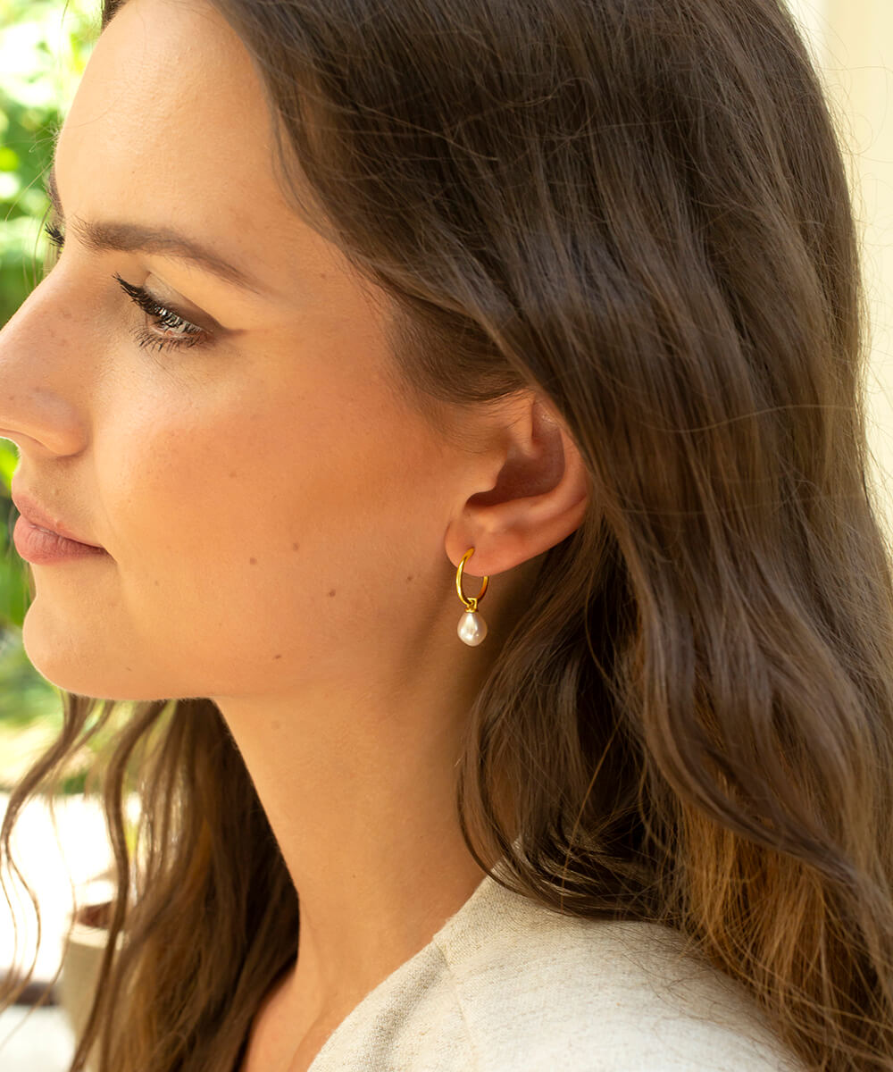 Small gold favourite pearl hoop