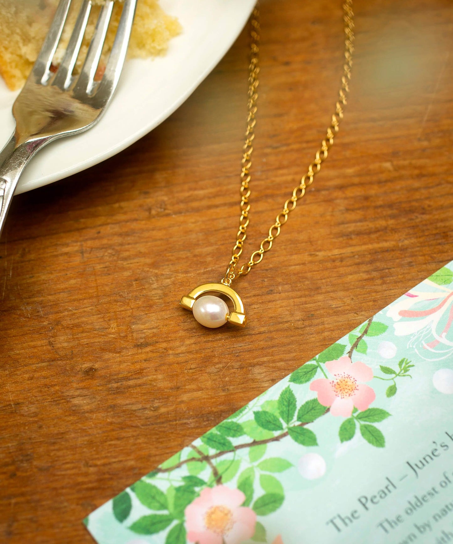 June Birthstone - Meditative Gold Pearl Spinner
