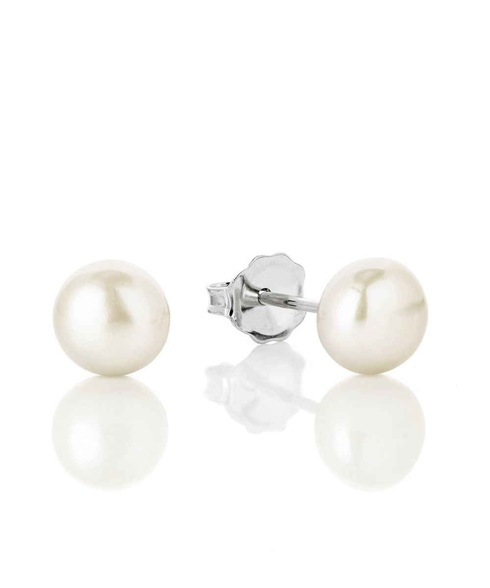 Button Pearl Studs