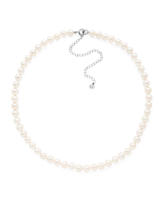 Simple hand knotted pearl necklace